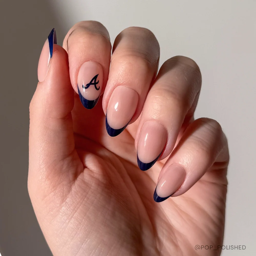 Atlanta Braves Press-On Nail Set