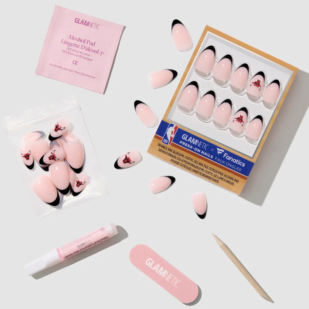 Chicago Bulls Press-On Nail Set